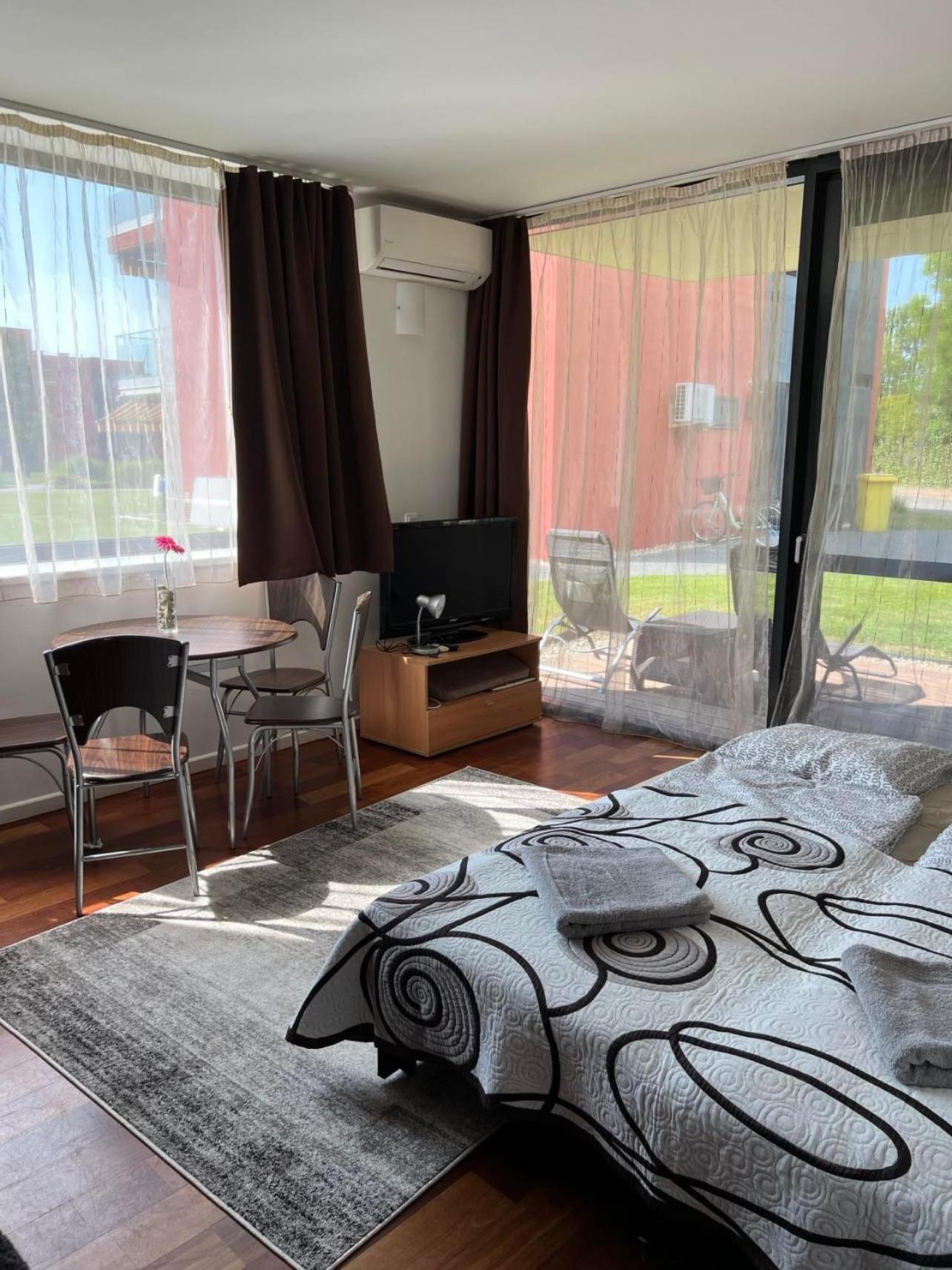 Bavaria Club Apartman 巴拉通雷勒 外观 照片